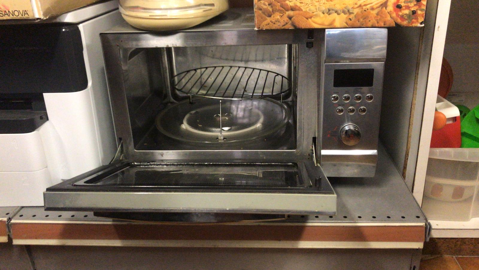 Elios96 Sas | forno microonde amstrad wp930 | E-Shopper