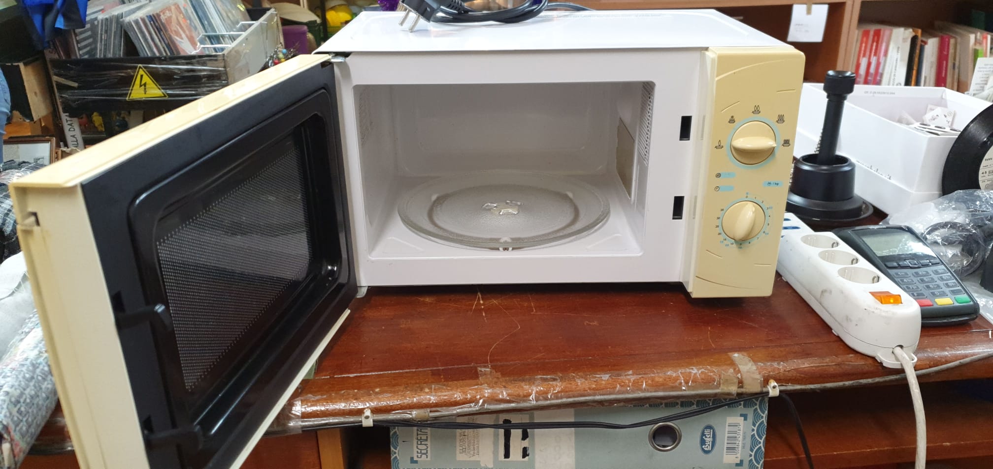 Elios96 Sas | forno microonde bluesky bmo17-11 | E-Shopper